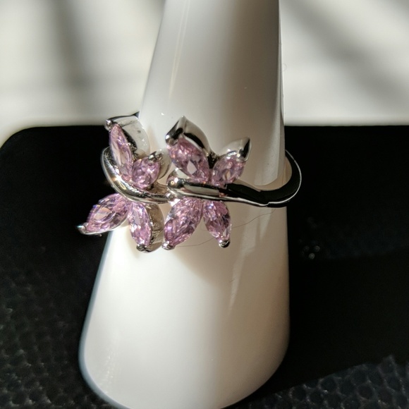 Dainty Sterling Pink Butterfly Ring - size 7 - Picture 1 of 5